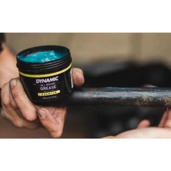 Dynamic All Round Grease Premium 150 Gr Jar -Bikes Shop dynamic all round grease premium 150 gr jar 1